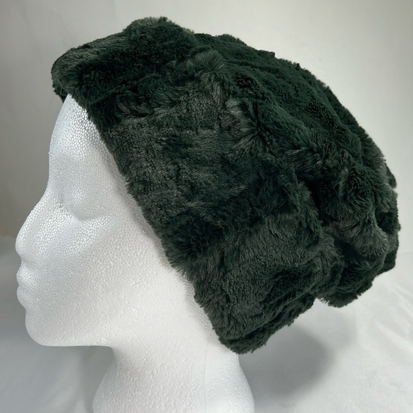 Anthro Sleeping on Snow Faux Fur Silky Cuffed Toboggan Hat - Picture 1 of 9